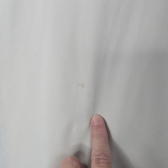 Colorblock Long Sleeve Blouse With Lace Accents & Button Closure - Picture 3 of 6